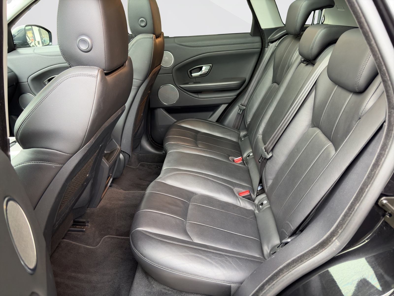 LAND ROVER Range Rover Evoque 2.0 Si4 SE-image-17