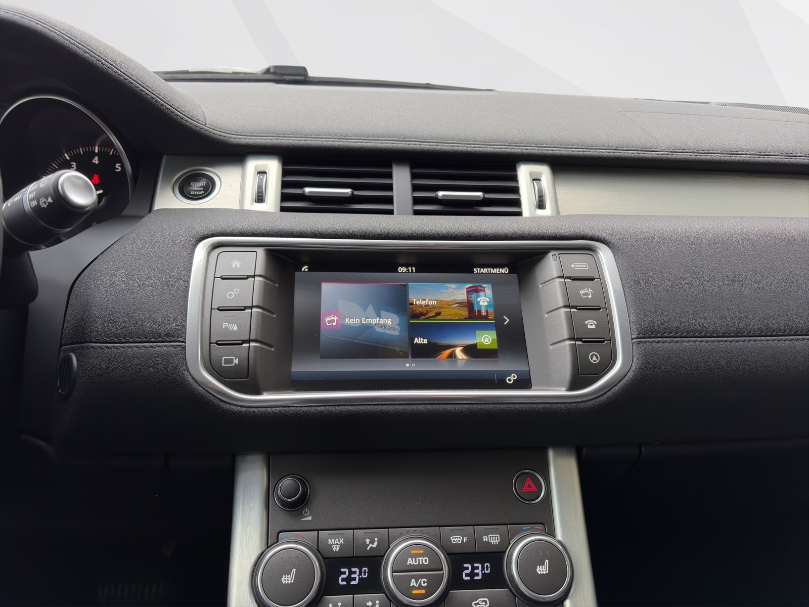 LAND ROVER Range Rover Evoque 2.0 Si4 SE-image-13