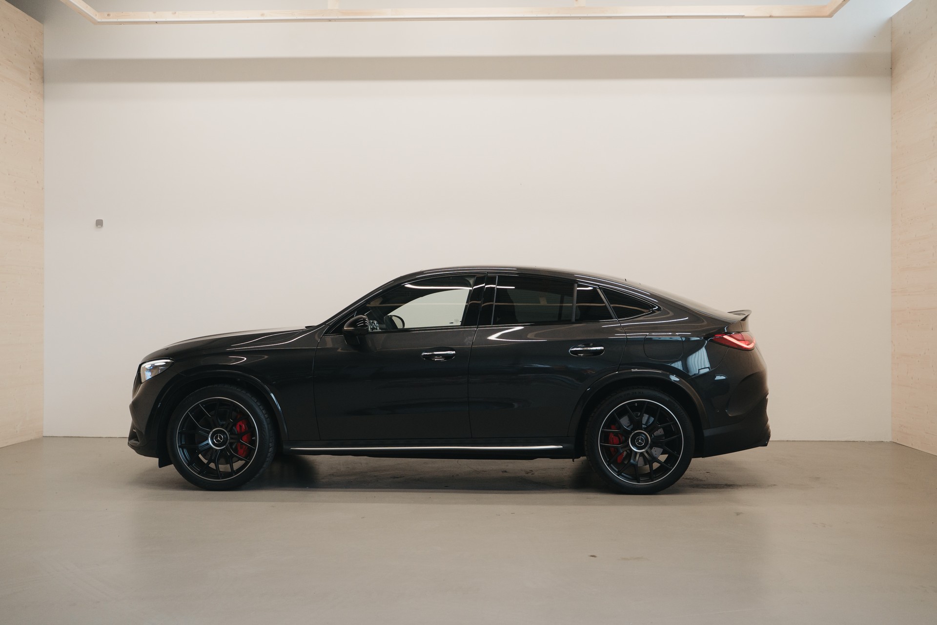 MERCEDES-BENZ GLC Coupé 63 S e AMG Executive Edition 4Matic 9G-Tronic-image-4