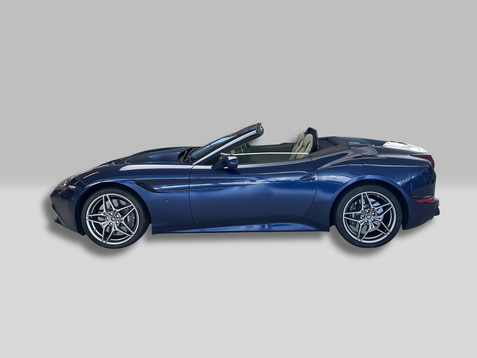 FERRARI California 3.9 V8 T / Handling Speciale 2016-image-6