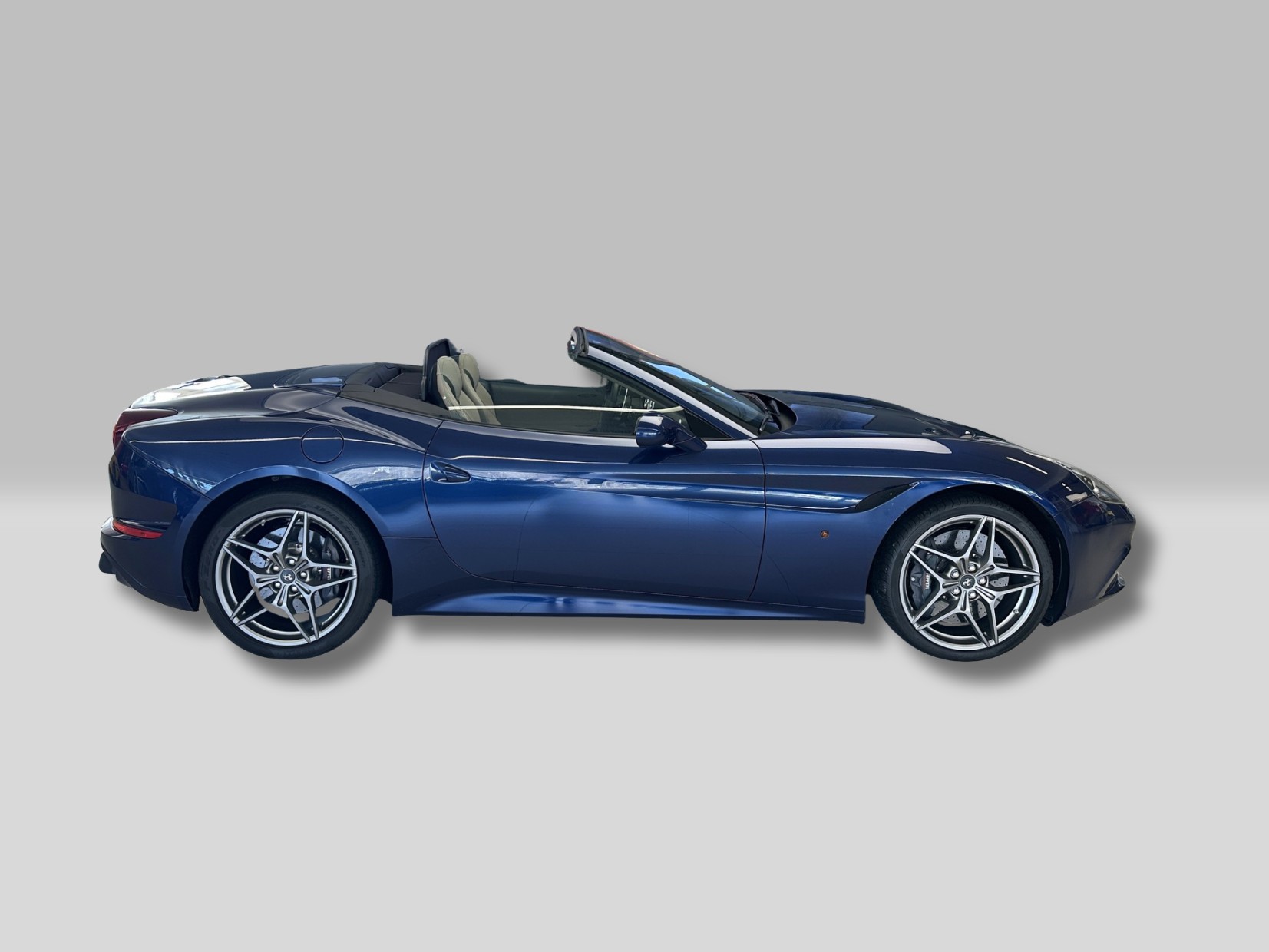 FERRARI California 3.9 V8 T / Handling Speciale 2016-image-4