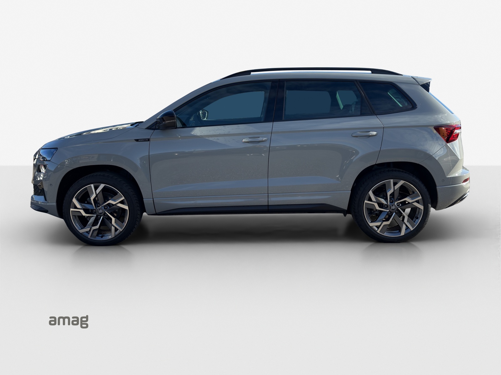SKODA Karoq 2.0 TSI SportLine 4x4 DSG-image-1