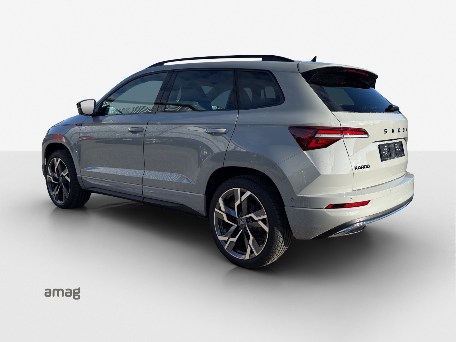 SKODA Karoq 2.0 TSI SportLine 4x4 DSG-image-2