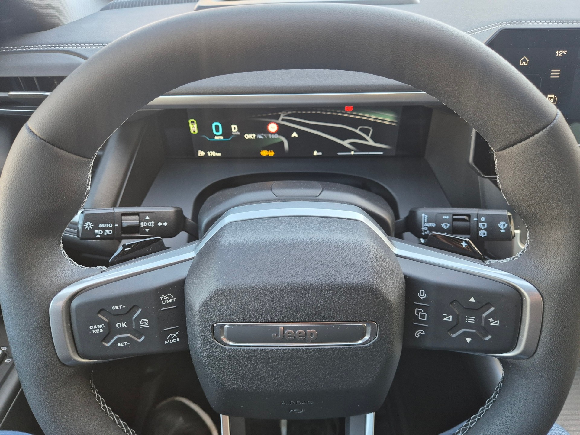 JEEP Compass 1.2 T e-Hybrid First Edition-image-14