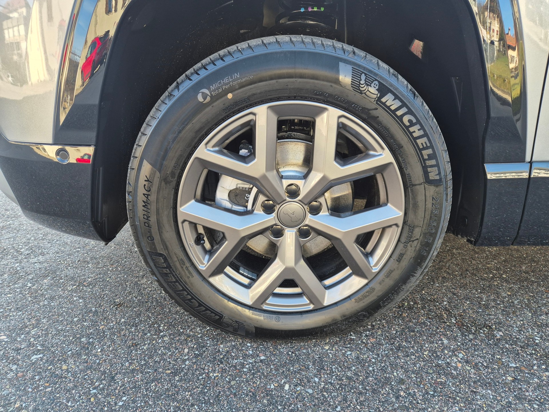 JEEP Compass 1.2 T e-Hybrid First Edition-image-6