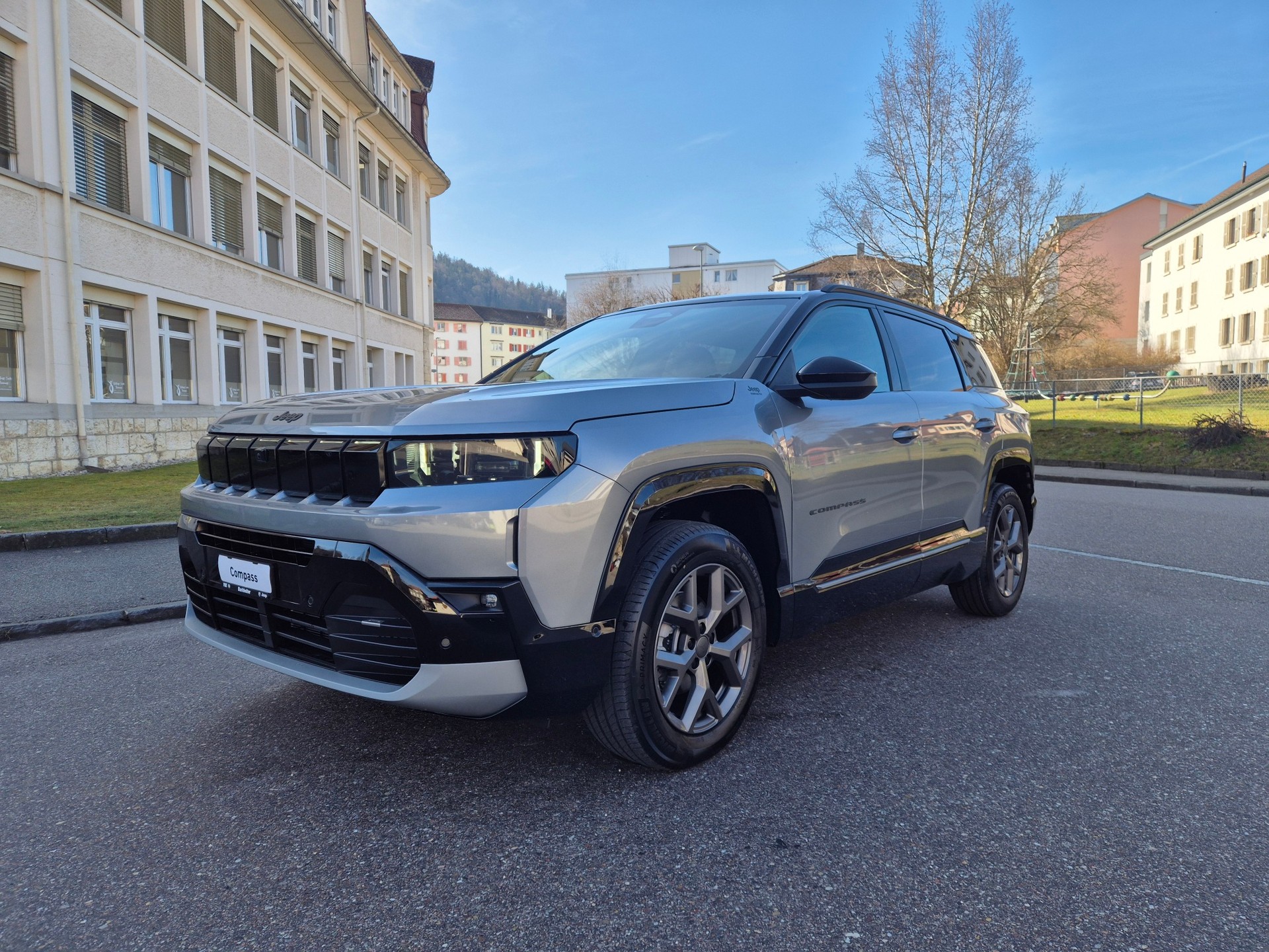 JEEP Compass 1.2 T e-Hybrid First Edition-image-0