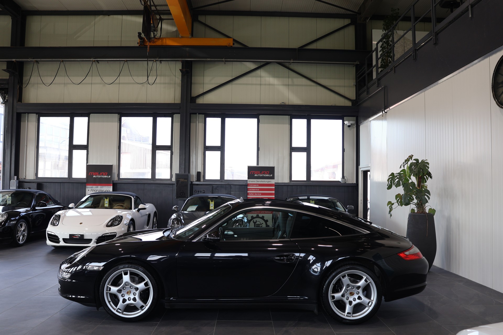PORSCHE 911 Targa 4-image-4