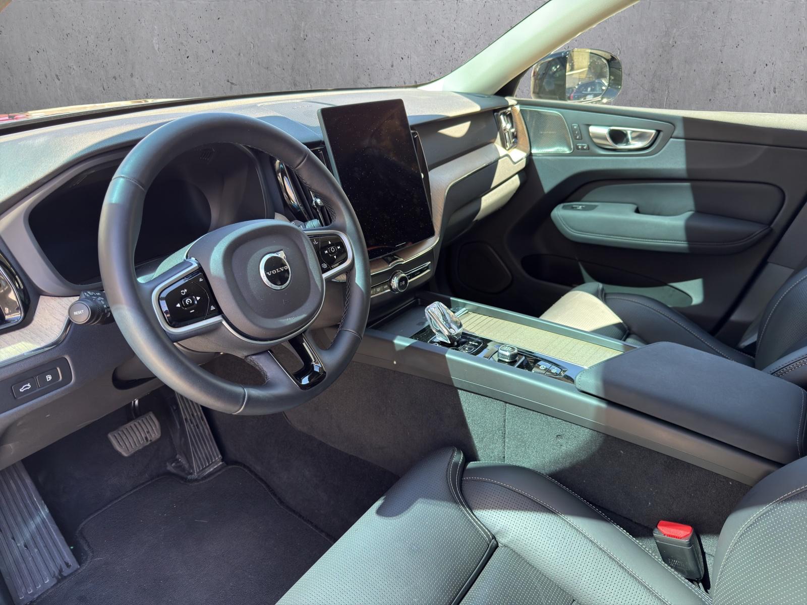 Image VOLVO XC60 XC60 T8 eAWD PluginHybrid Plus Dark Geartronic