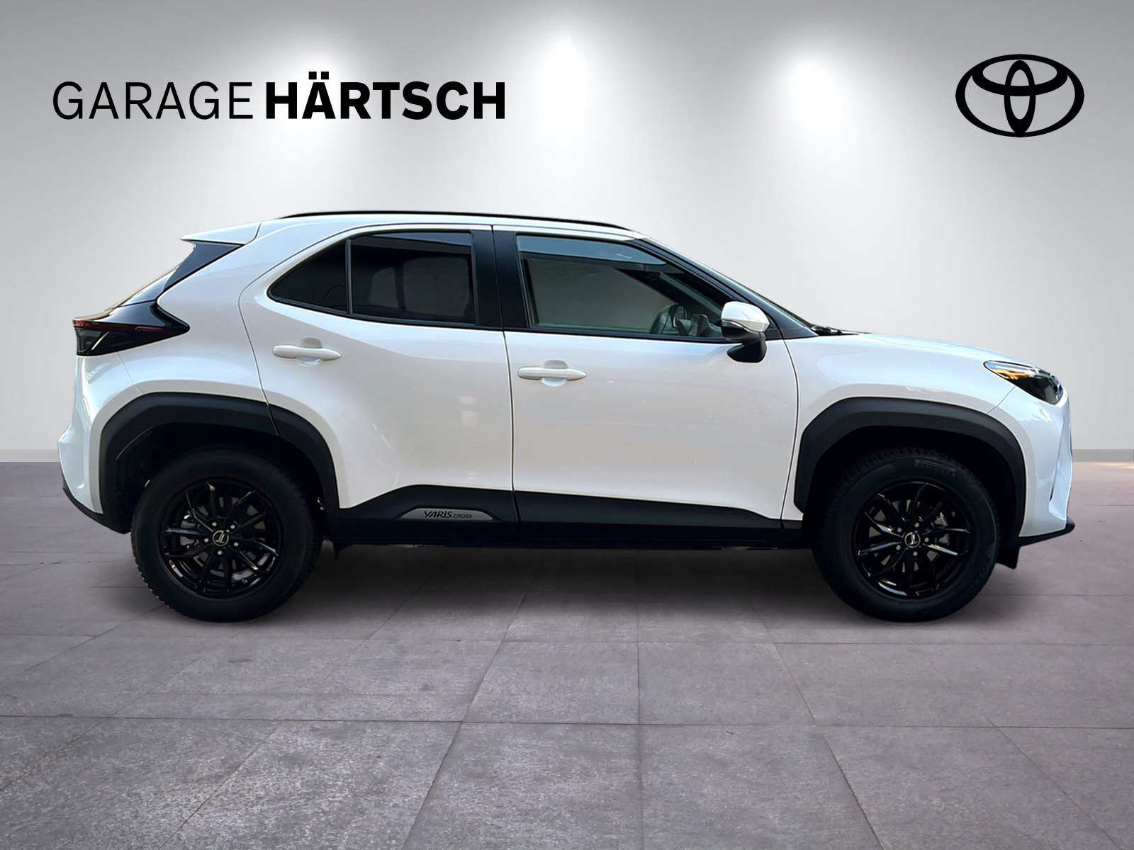 TOYOTA Yaris Cross 1.5 VVT-i HSD Trend AWD-i-image-7
