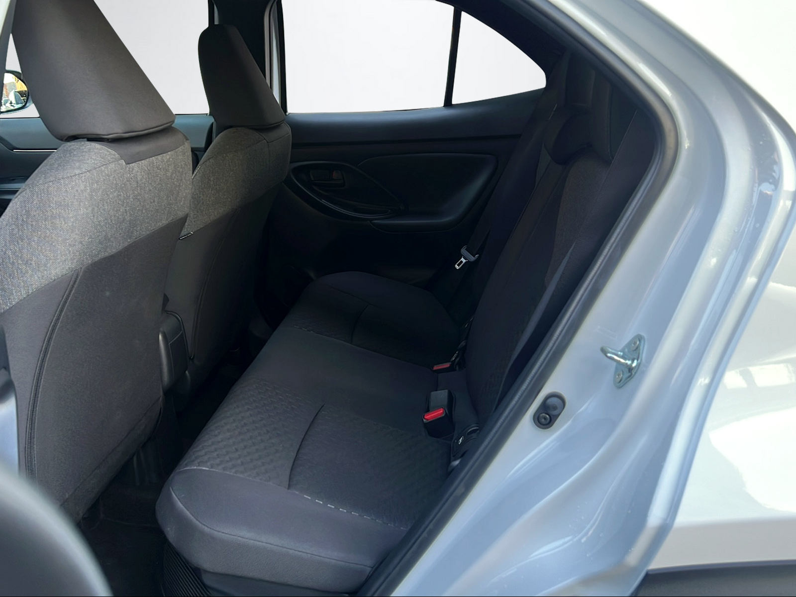 TOYOTA Yaris Cross 1.5 VVT-i HSD Trend AWD-i-image-10