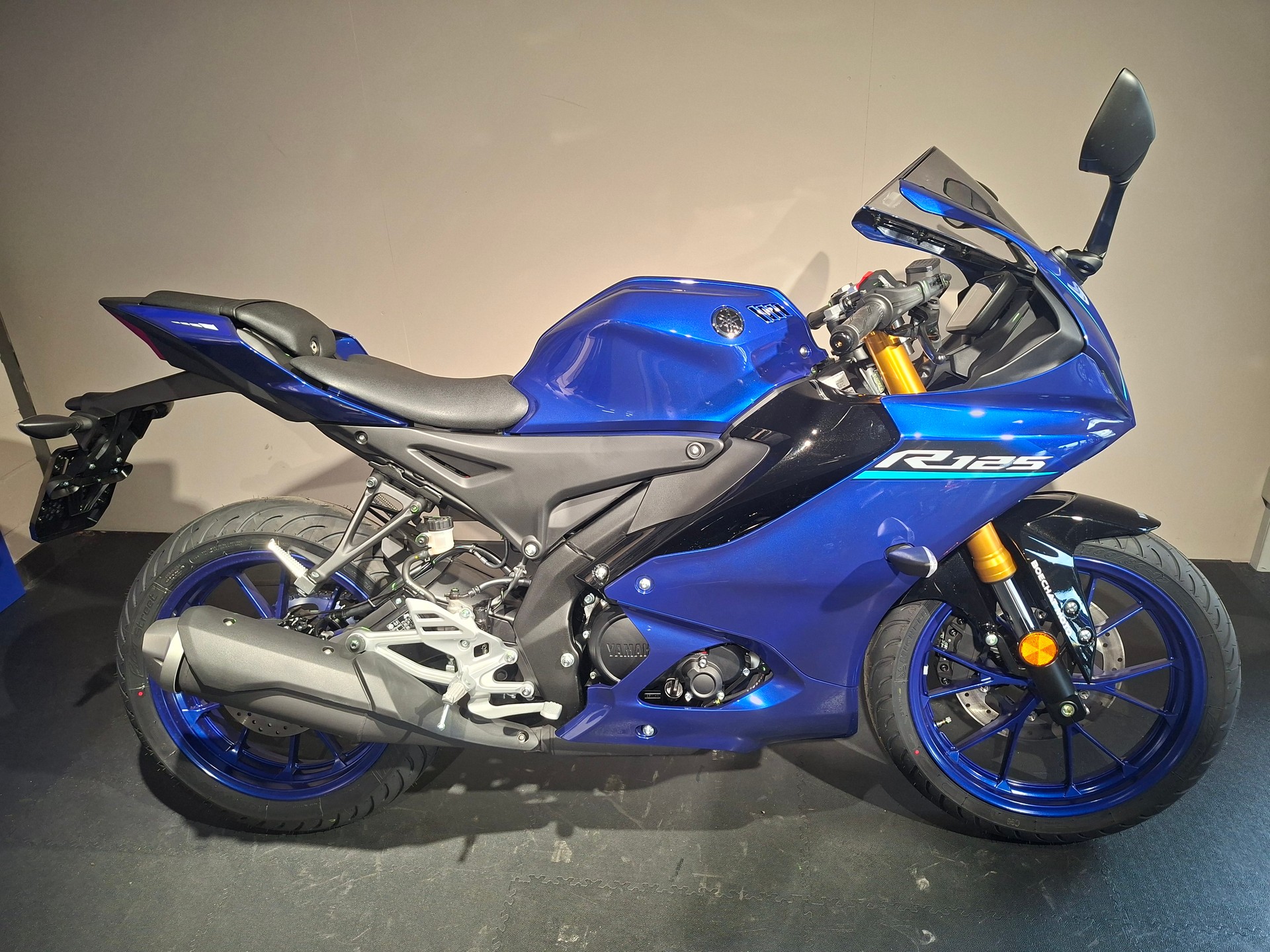 YAMAHA YZF-R 125 ABS