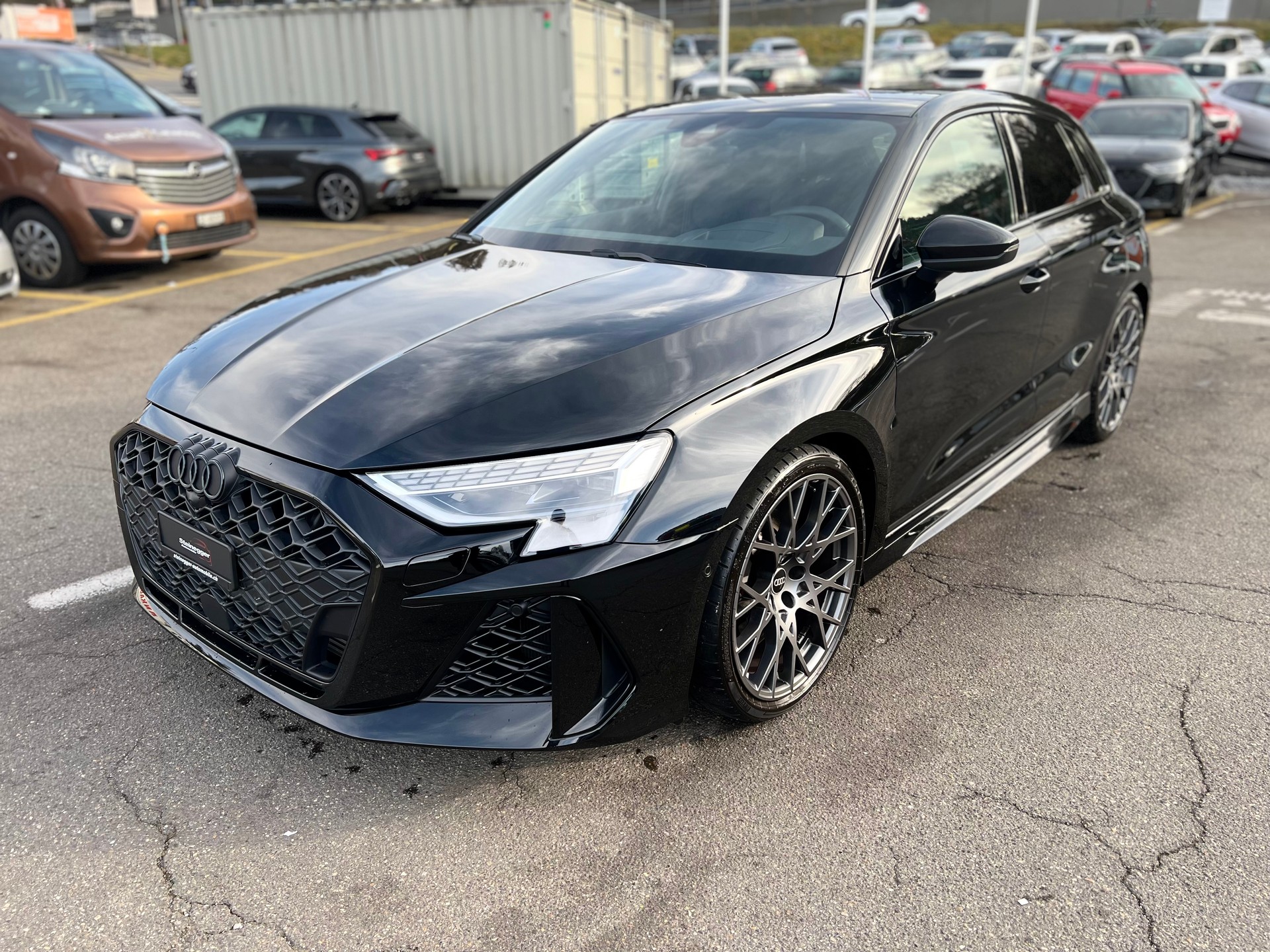 AUDI RS3 Sportback 2.5 TSI quattro S-tronic-image-4