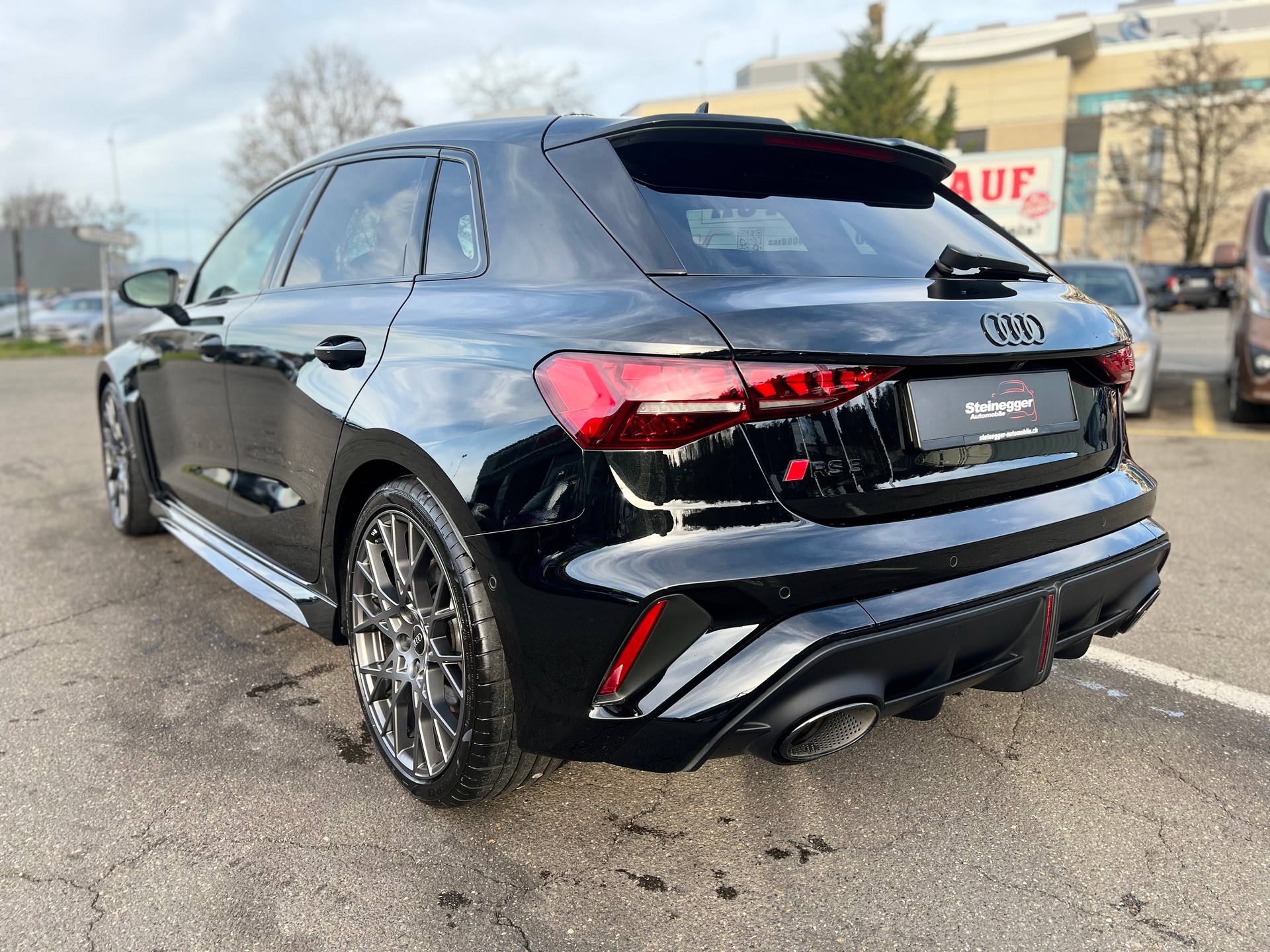 AUDI RS3 Sportback 2.5 TSI quattro S-tronic-image-7