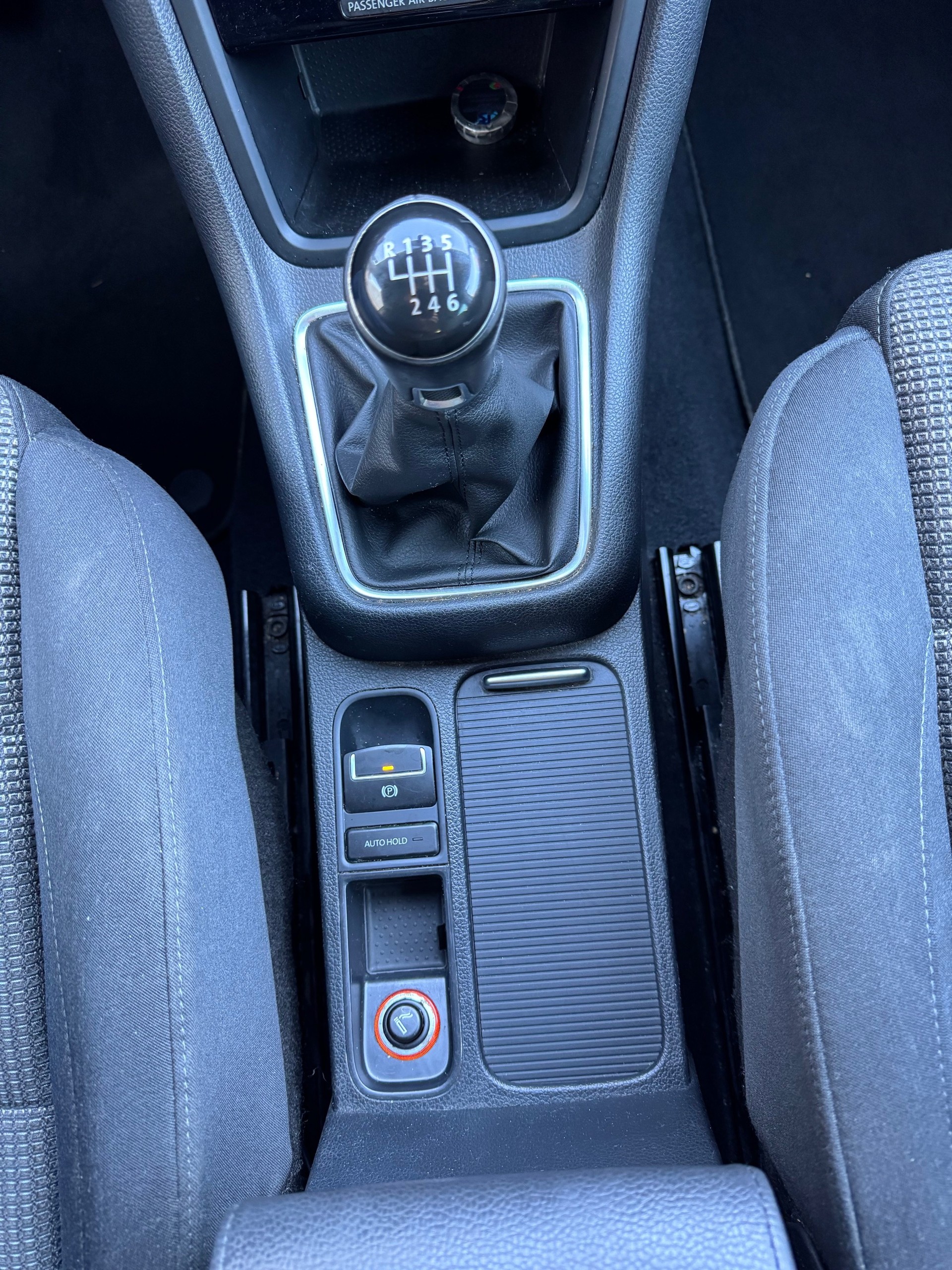 VW Sharan 2.0 TDI BMT Comfortline 7 Plätzer-image-13