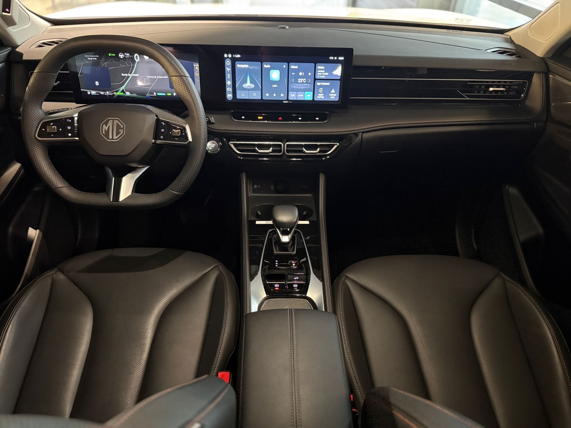 MG HS 1.5 T PHEV Luxury-image-9