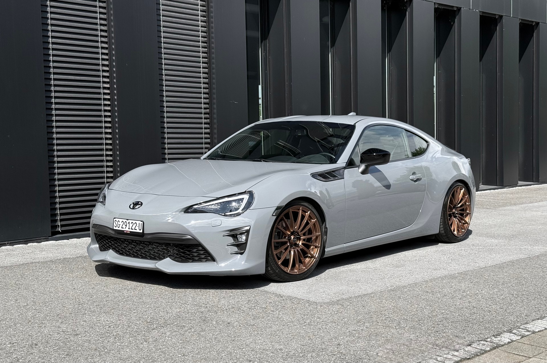 TOYOTA GT 86 2.0 D-4S Race♦️320 PS*Spezial Lackierung*Umbaukosten ca. CHF 60`000.-! ♦️
