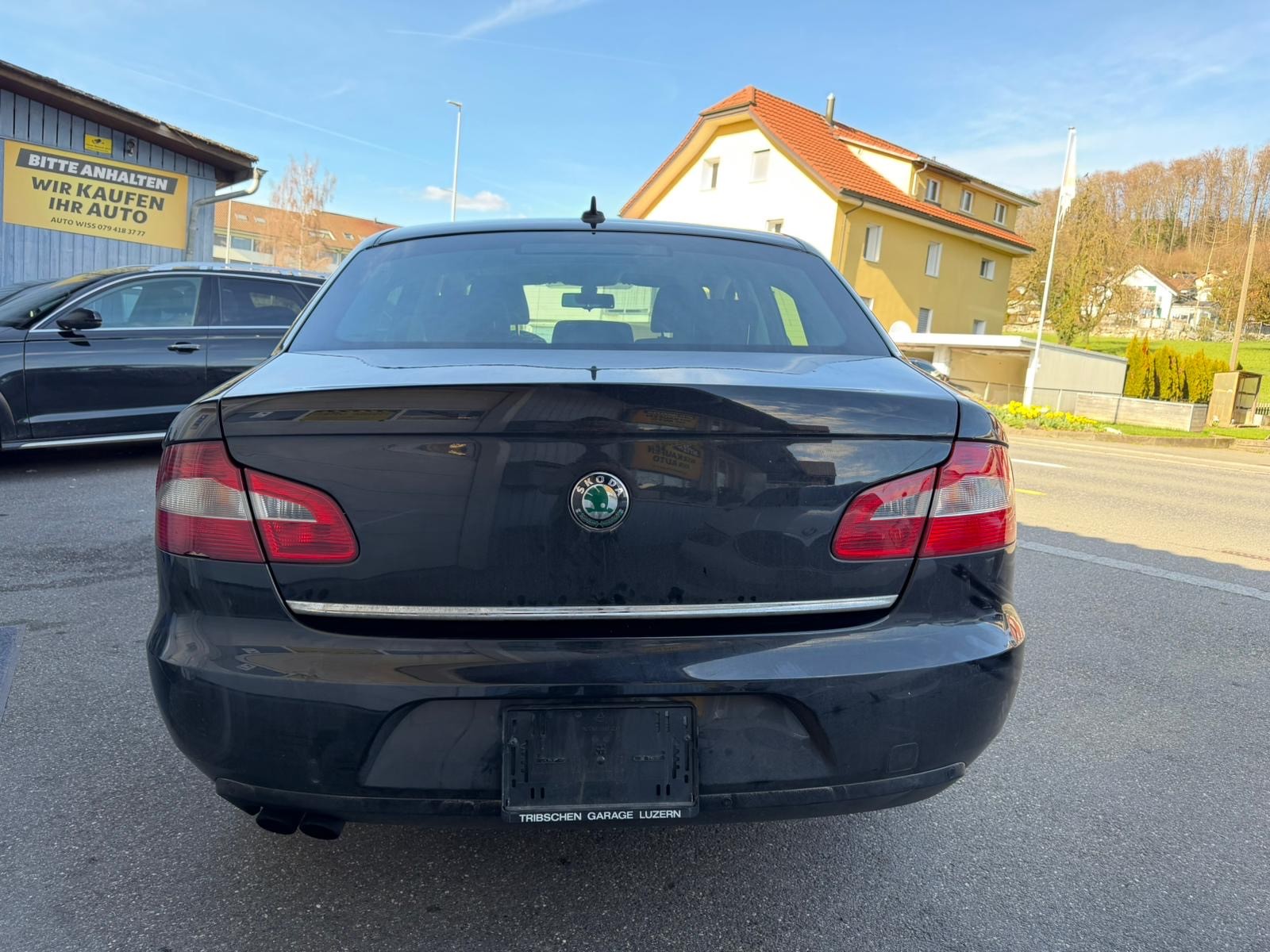 SKODA Superb 2.0 TDi AllDrive 4x4 DSG-image-2