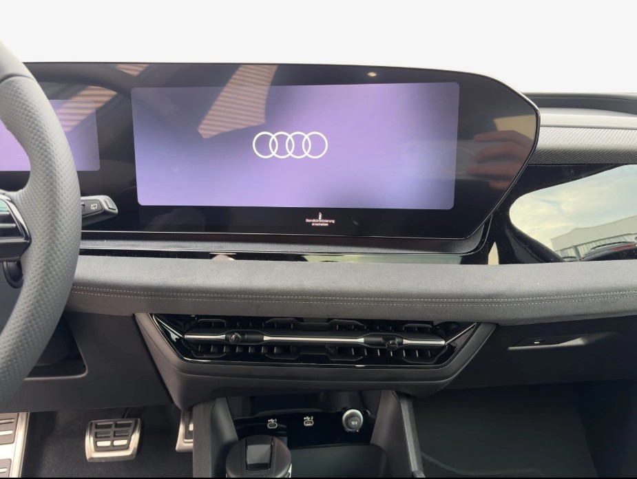AUDI SQ6 e-tron quattro-image-10