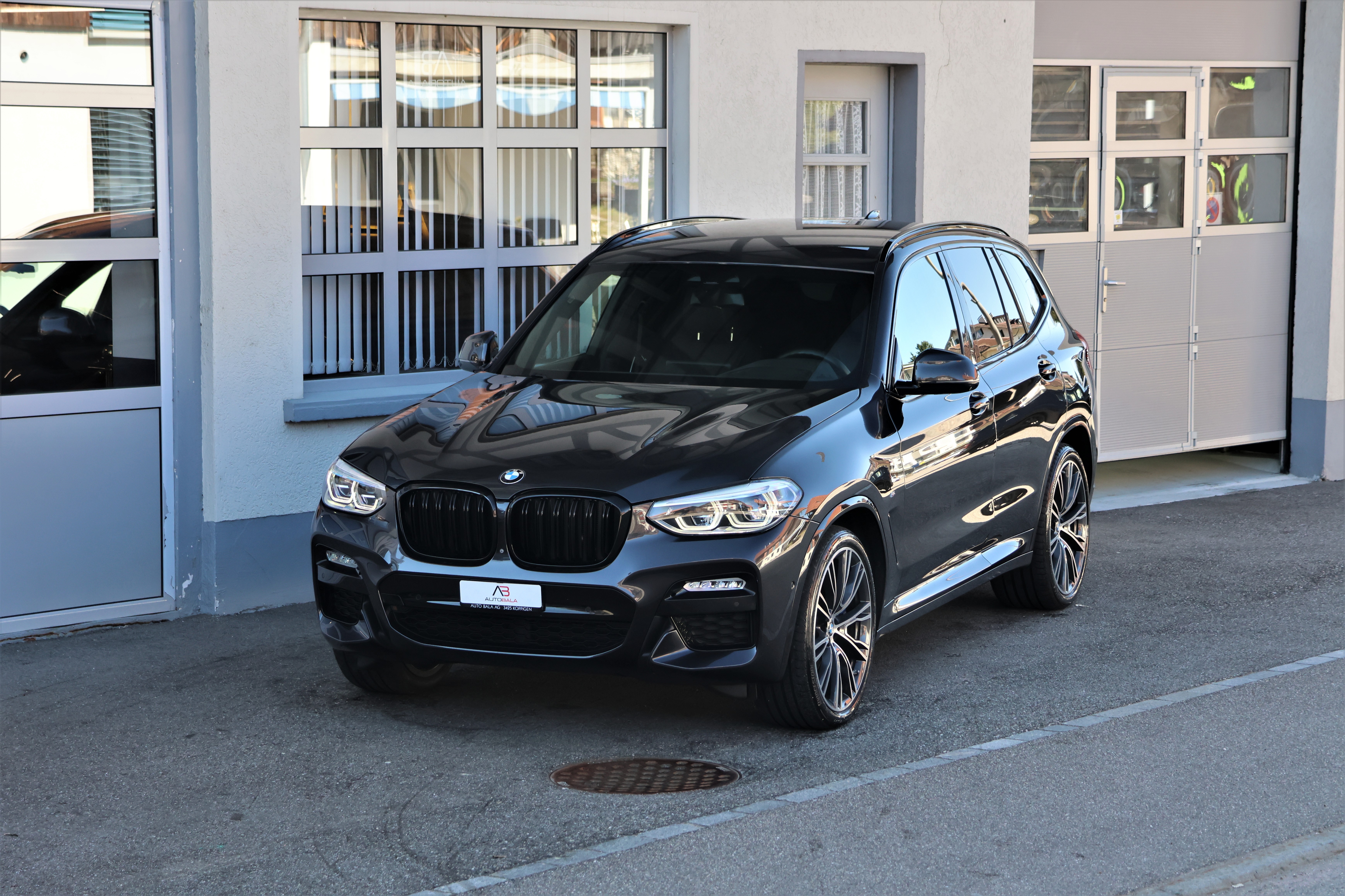 Car photo