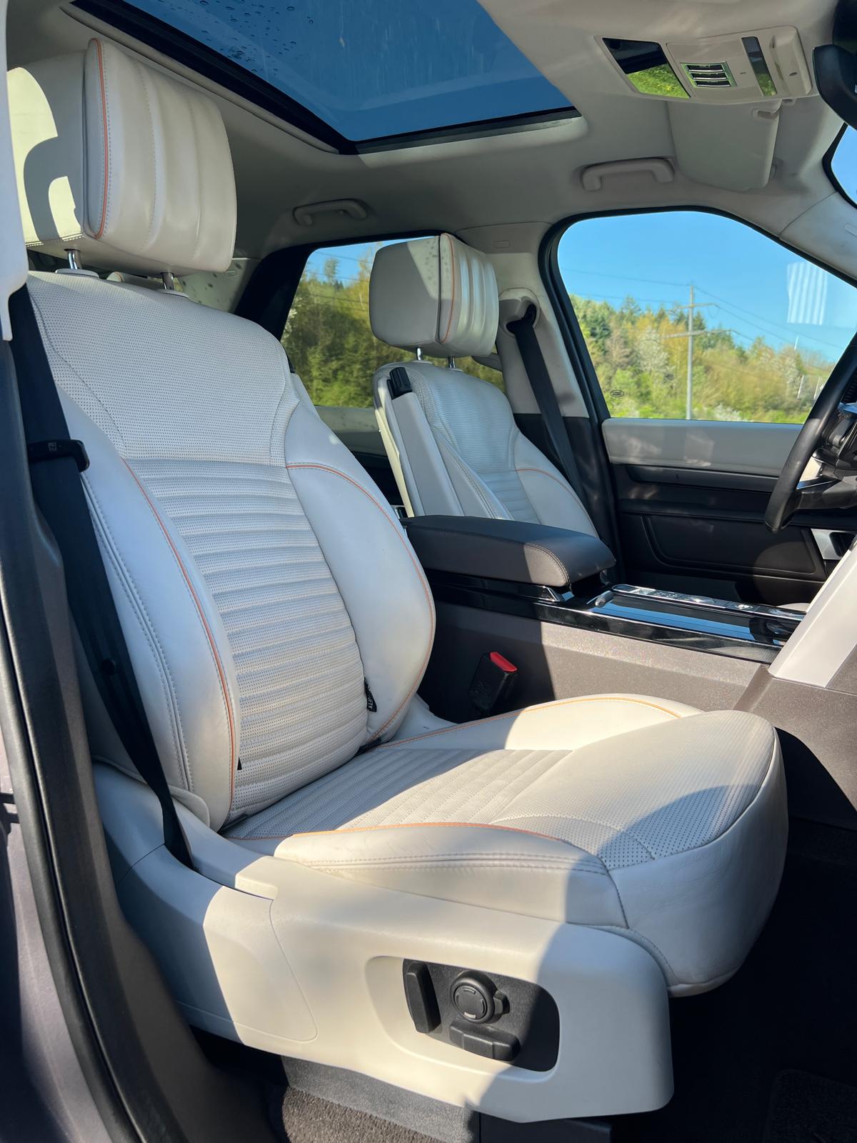 LAND ROVER Discovery 3.0 TD6 HSE Automatic-image-15