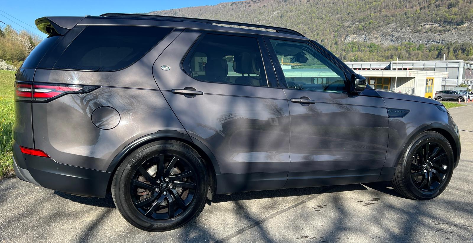 LAND ROVER Discovery 3.0 TD6 HSE Automatic-image-9