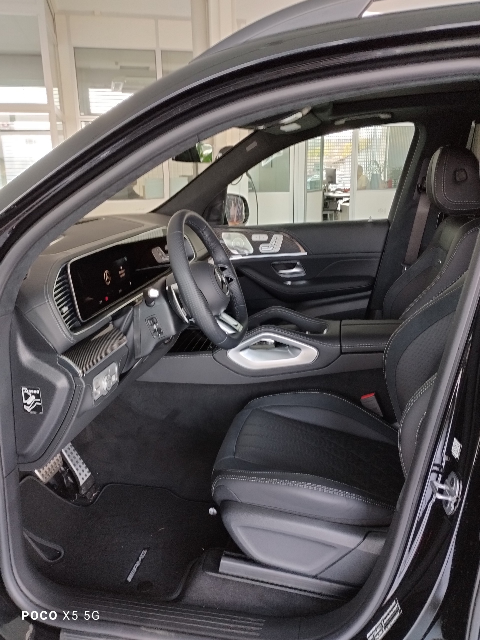 MERCEDES-BENZ GLE 63 S AMG 4Matic+-image-5