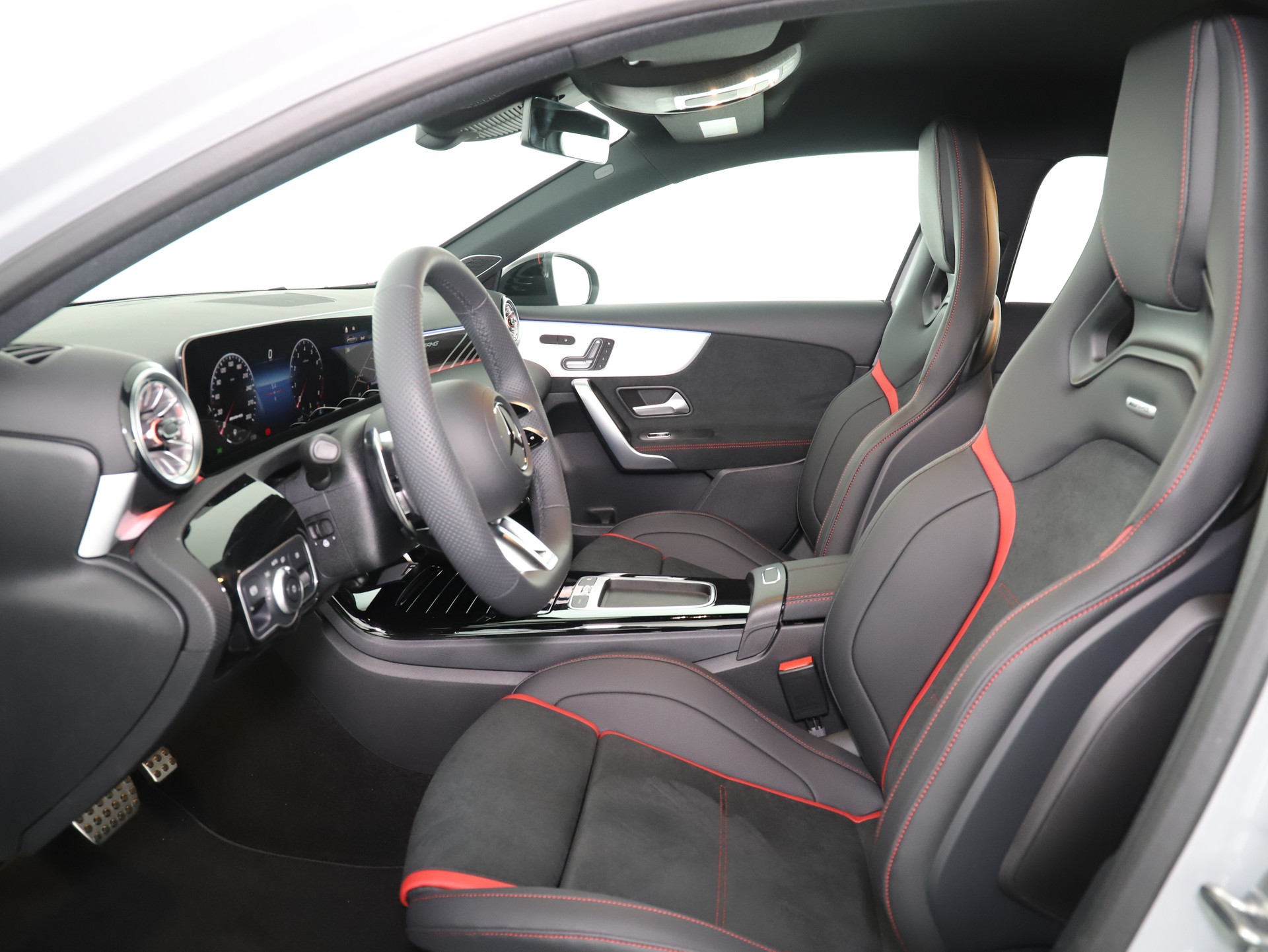 MERCEDES-BENZ A AMG 45 S 4Matic 8G-DCT-image-9