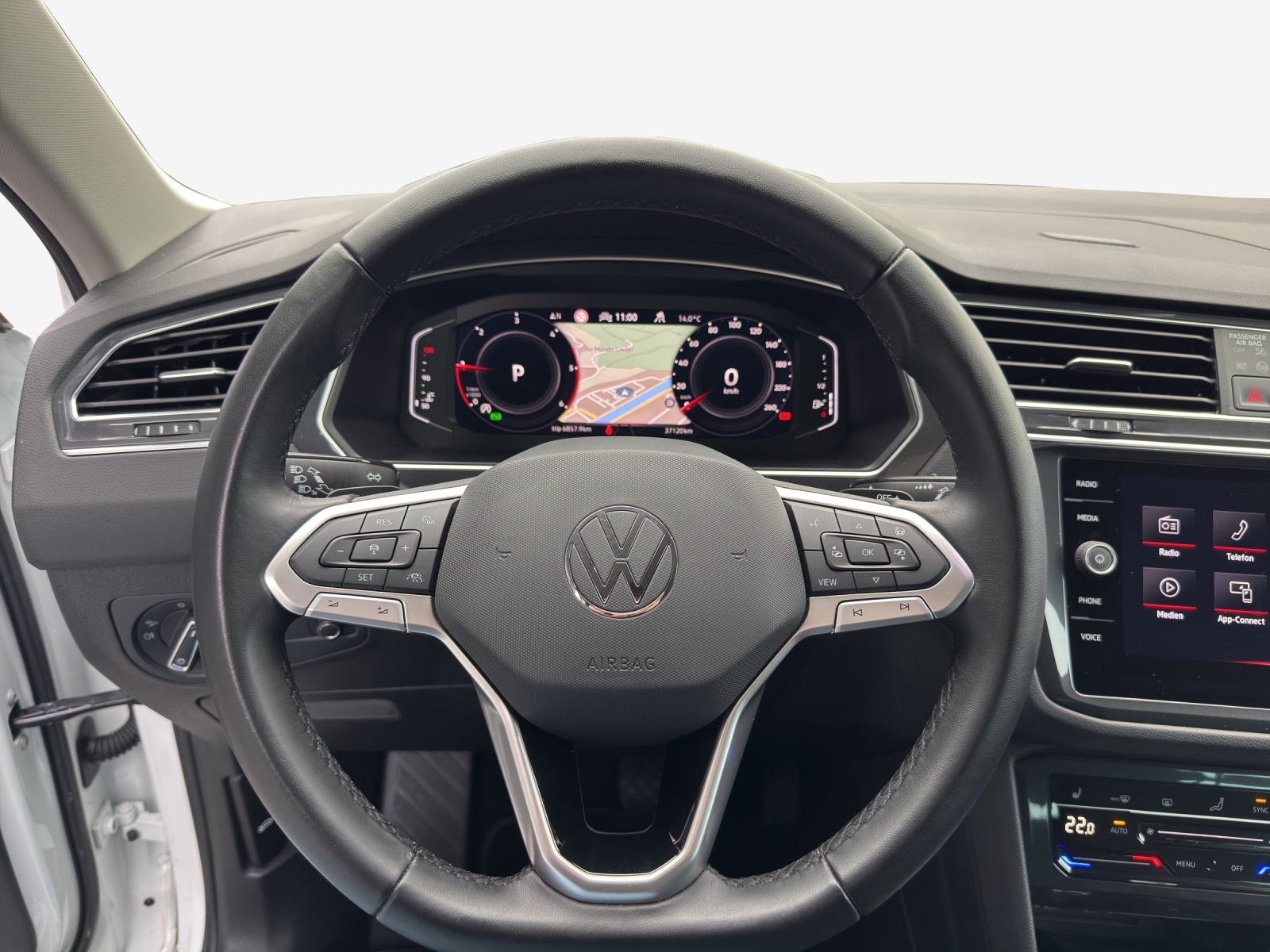 VW Tiguan 2.0 TDI SCR Elegance 4Motion DSG-image-9