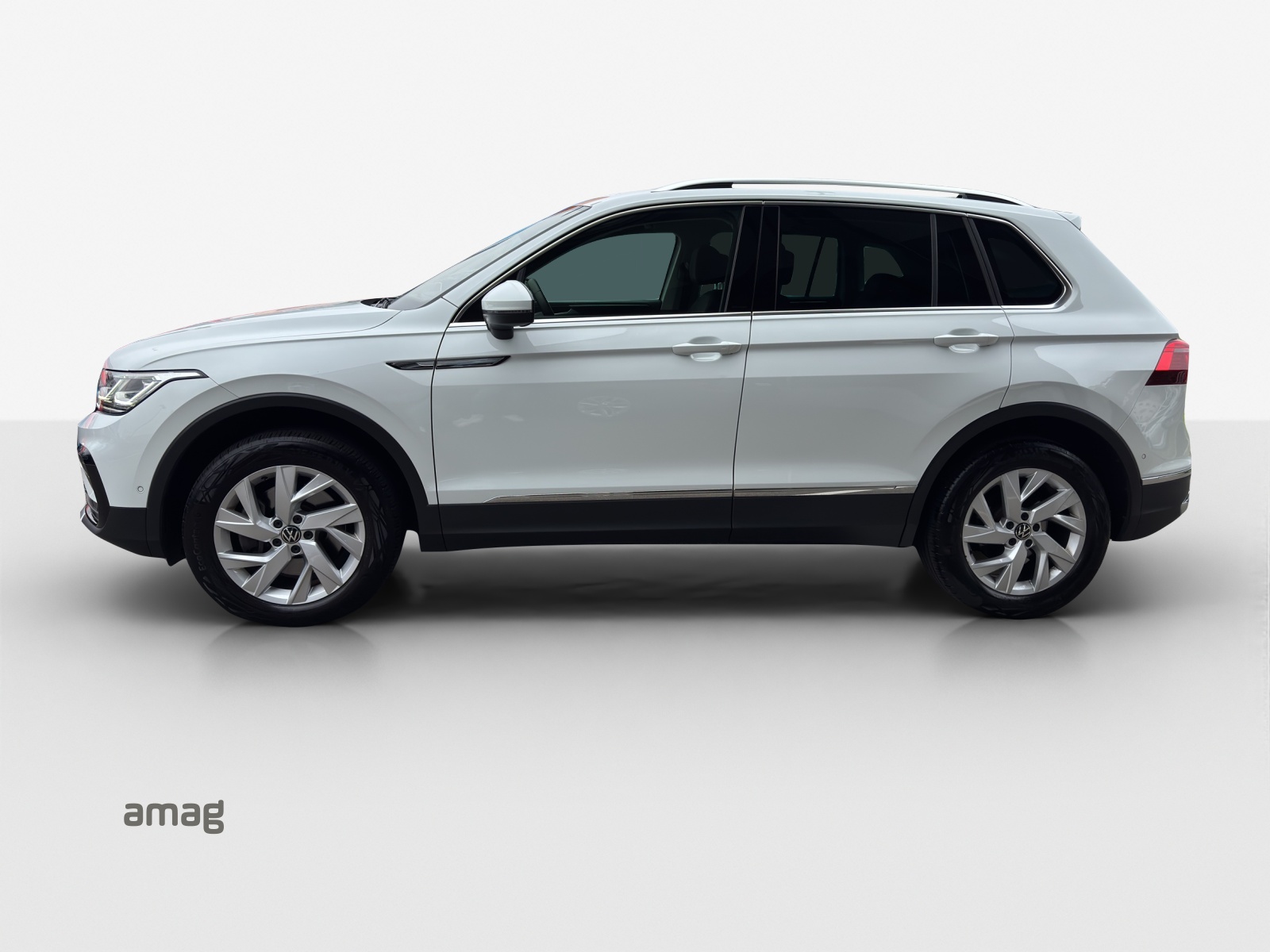 VW Tiguan 2.0 TDI SCR Elegance 4Motion DSG-image-1