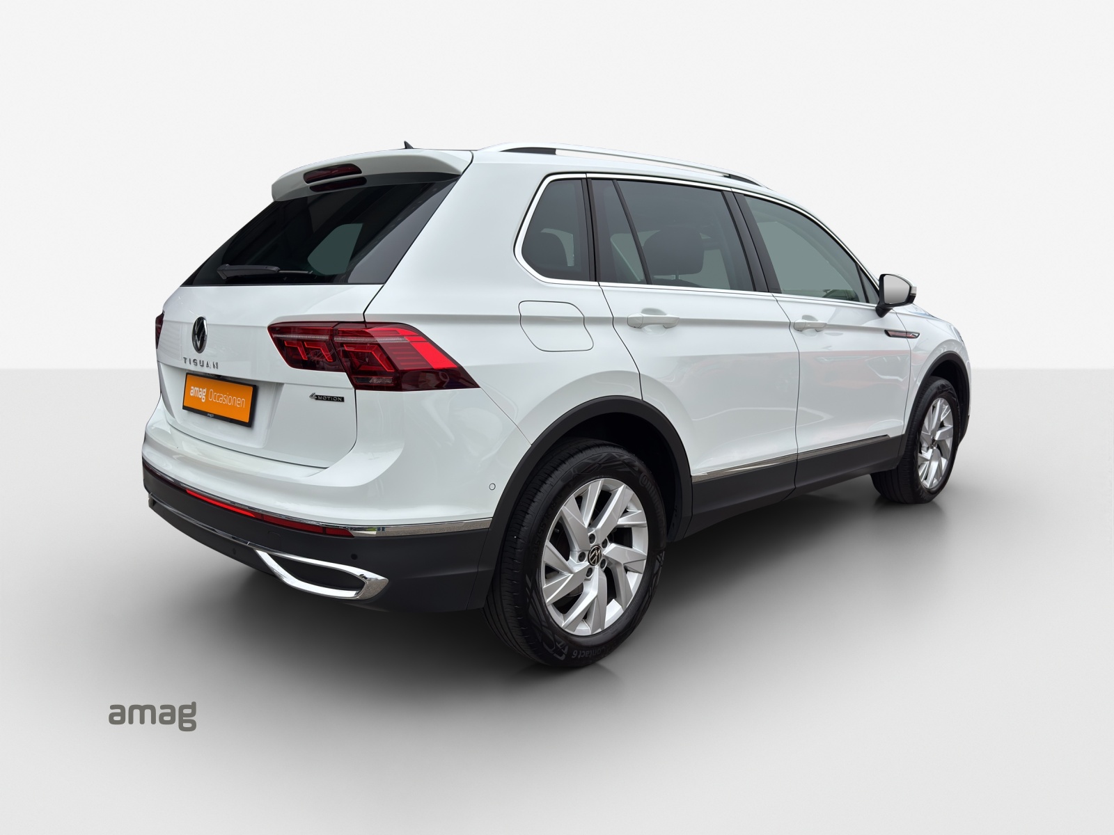 VW Tiguan 2.0 TDI SCR Elegance 4Motion DSG-image-4