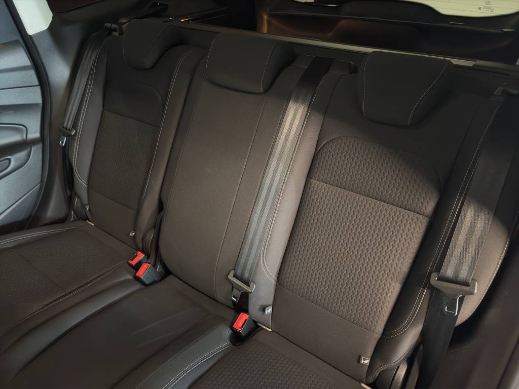 FORD Kuga 2.0 TDCi Business 4WD-image-8