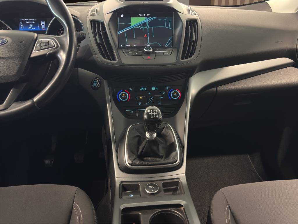 FORD Kuga 2.0 TDCi Business 4WD-image-14