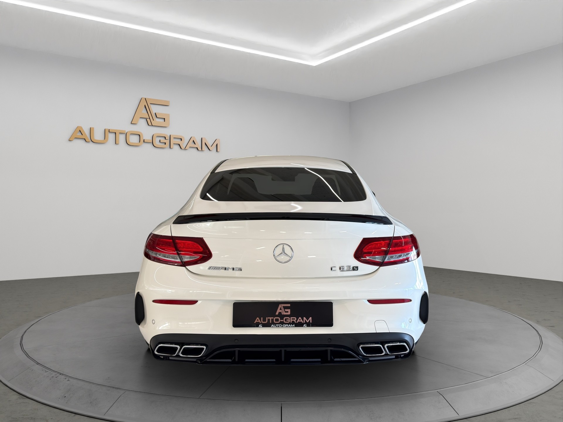 MERCEDES-BENZ C 63 S AMG Edition 1 Speedshift-image-3
