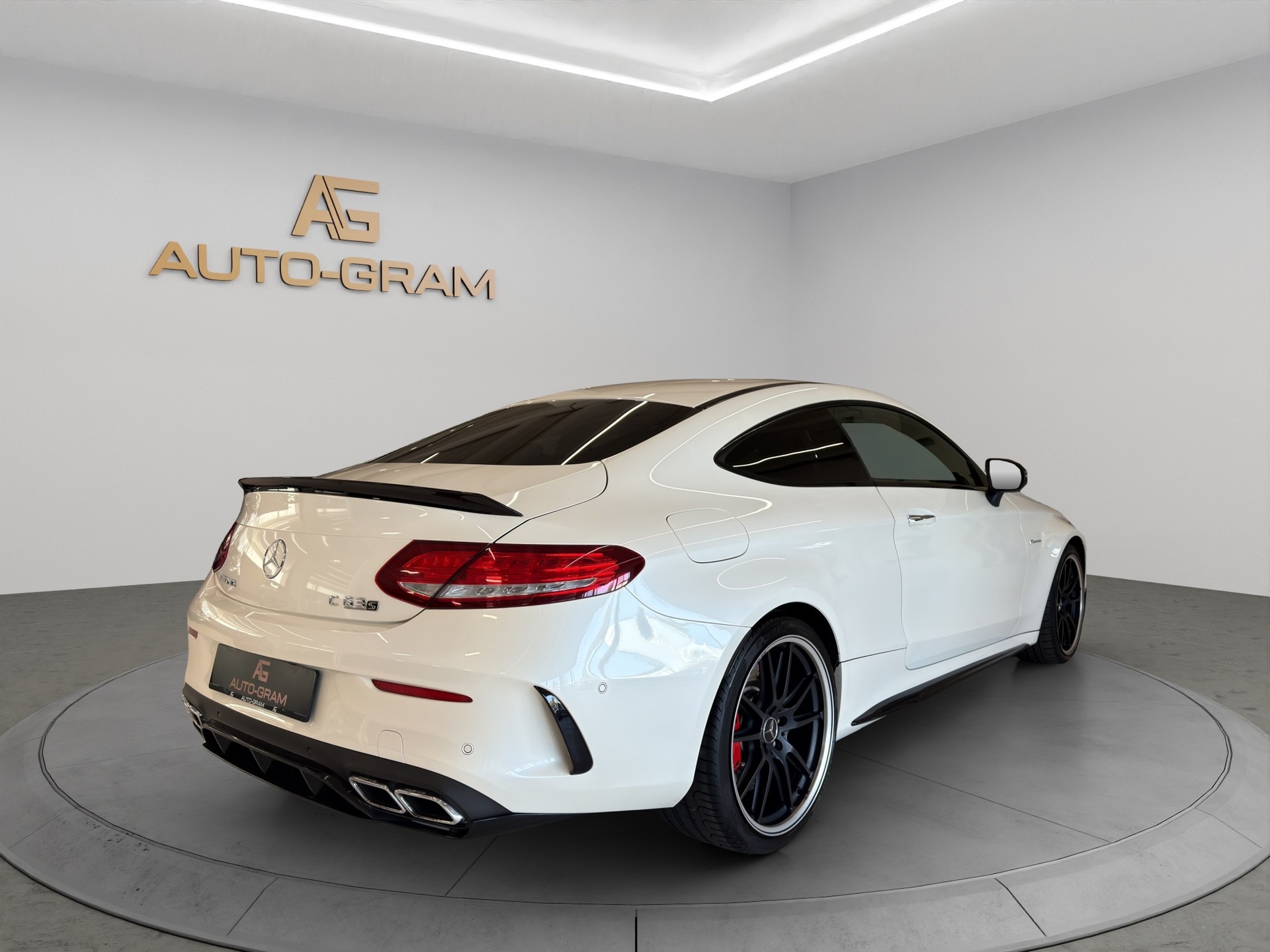MERCEDES-BENZ C 63 S AMG Edition 1 Speedshift-image-4