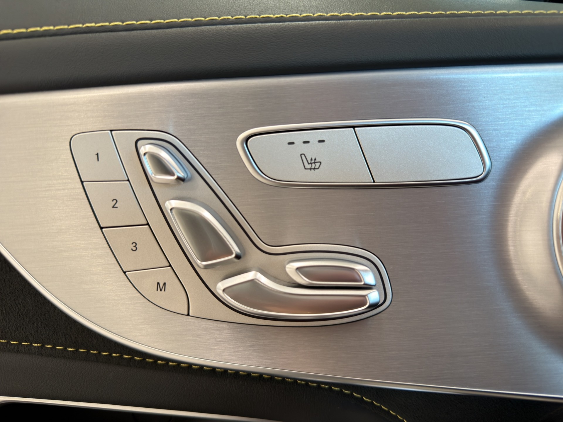 MERCEDES-BENZ C 63 S AMG Edition 1 Speedshift-image-21