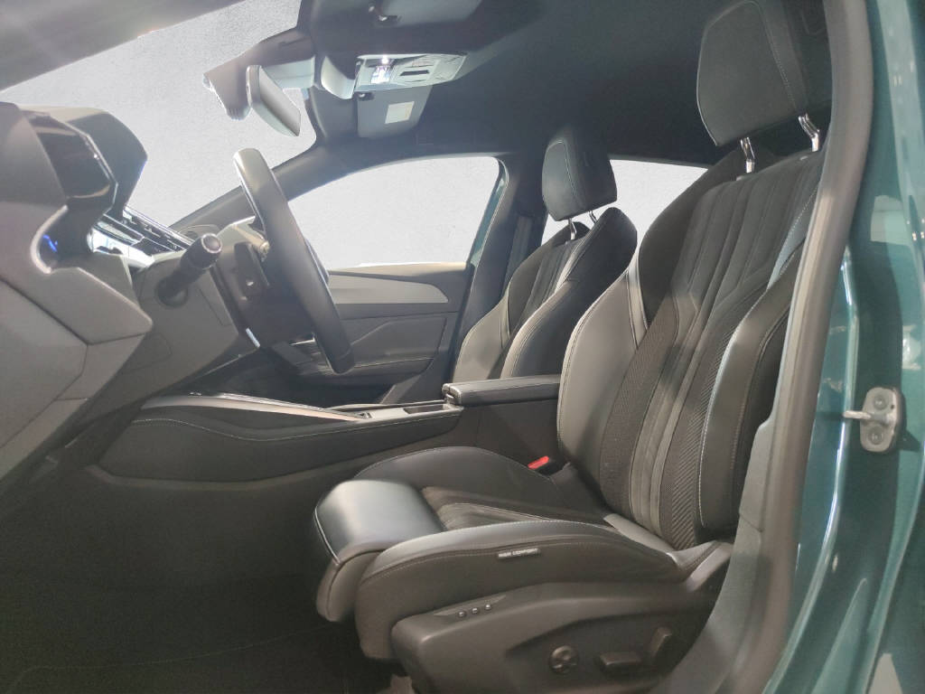 PEUGEOT 308 SW 1.6 PHEV 180 GT-image-9