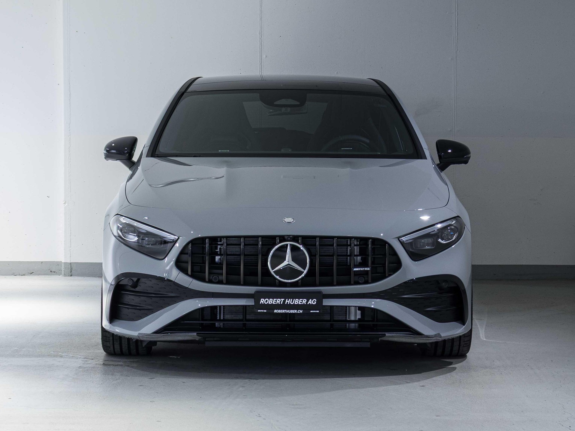 MERCEDES-BENZ A 35 AMG 4MATIC-image-2