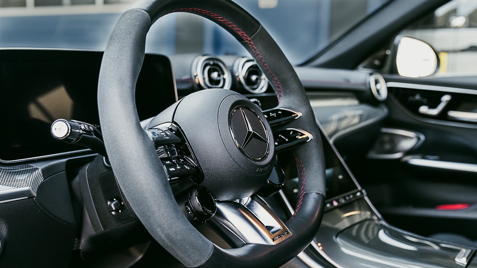 MERCEDES-BENZ C 43 T AMG 4Matic-image-12