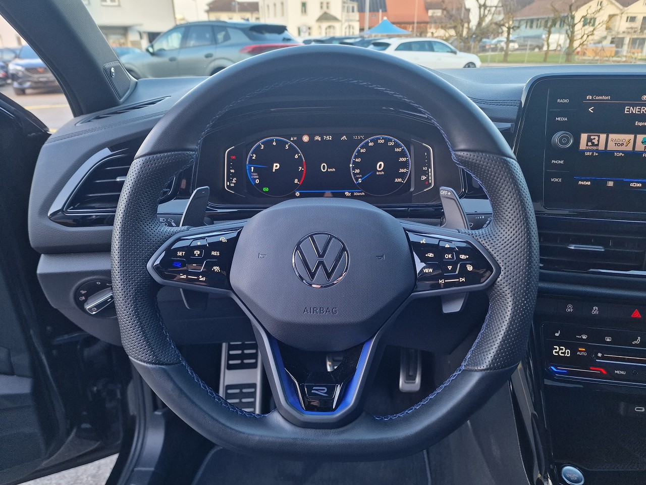 VW T-Roc 2.0 TSI R DSG 4Motion-image-14