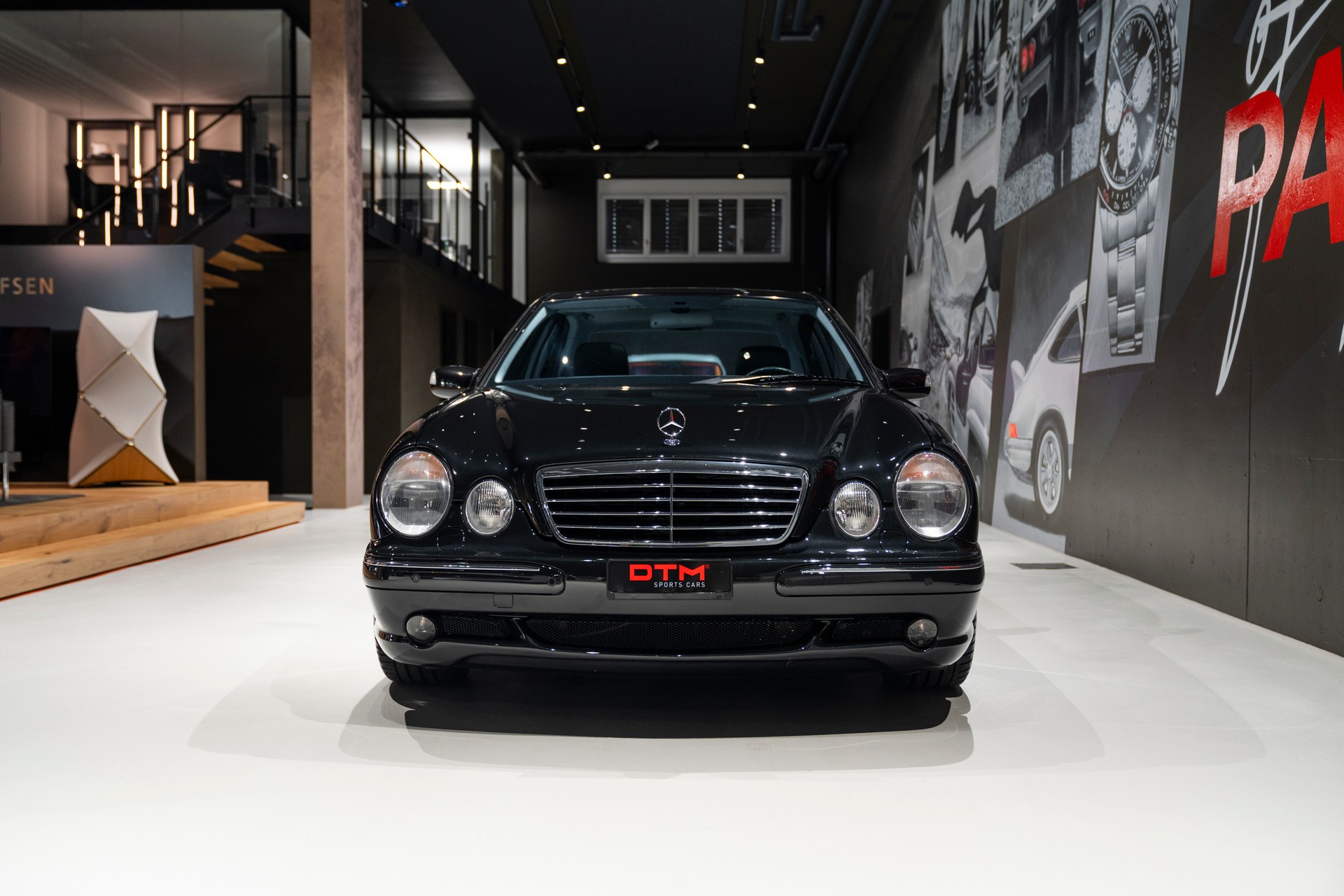 MERCEDES-BENZ E 55 AMG Avantgarde Automatic-showroom-element-1