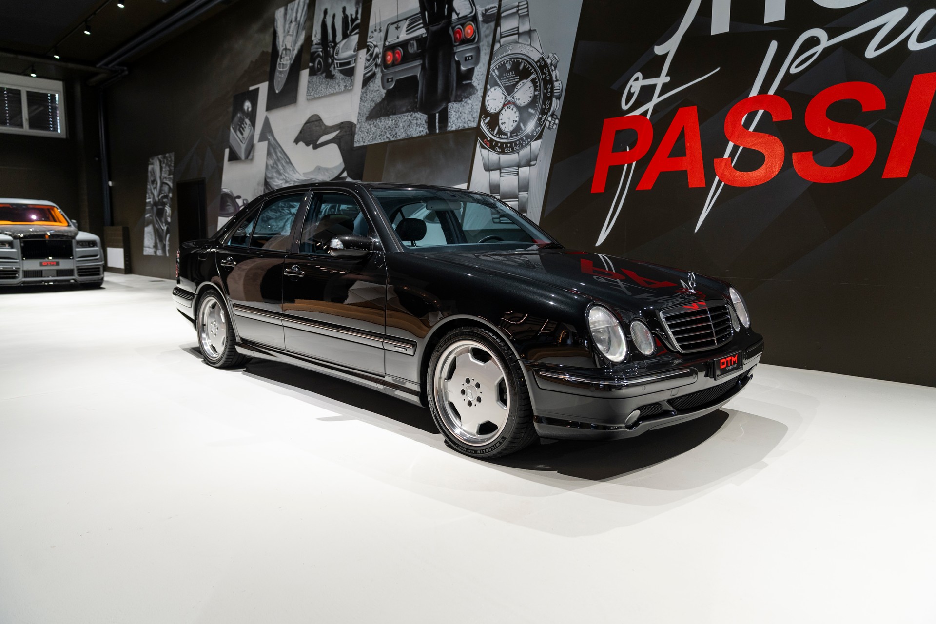 MERCEDES-BENZ E 55 AMG Avantgarde Automatic
