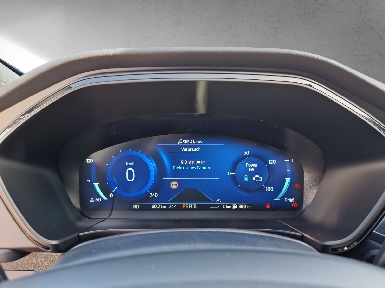 FORD Kuga 2.5 Plug-in Hybrid ST-Line X-image-12