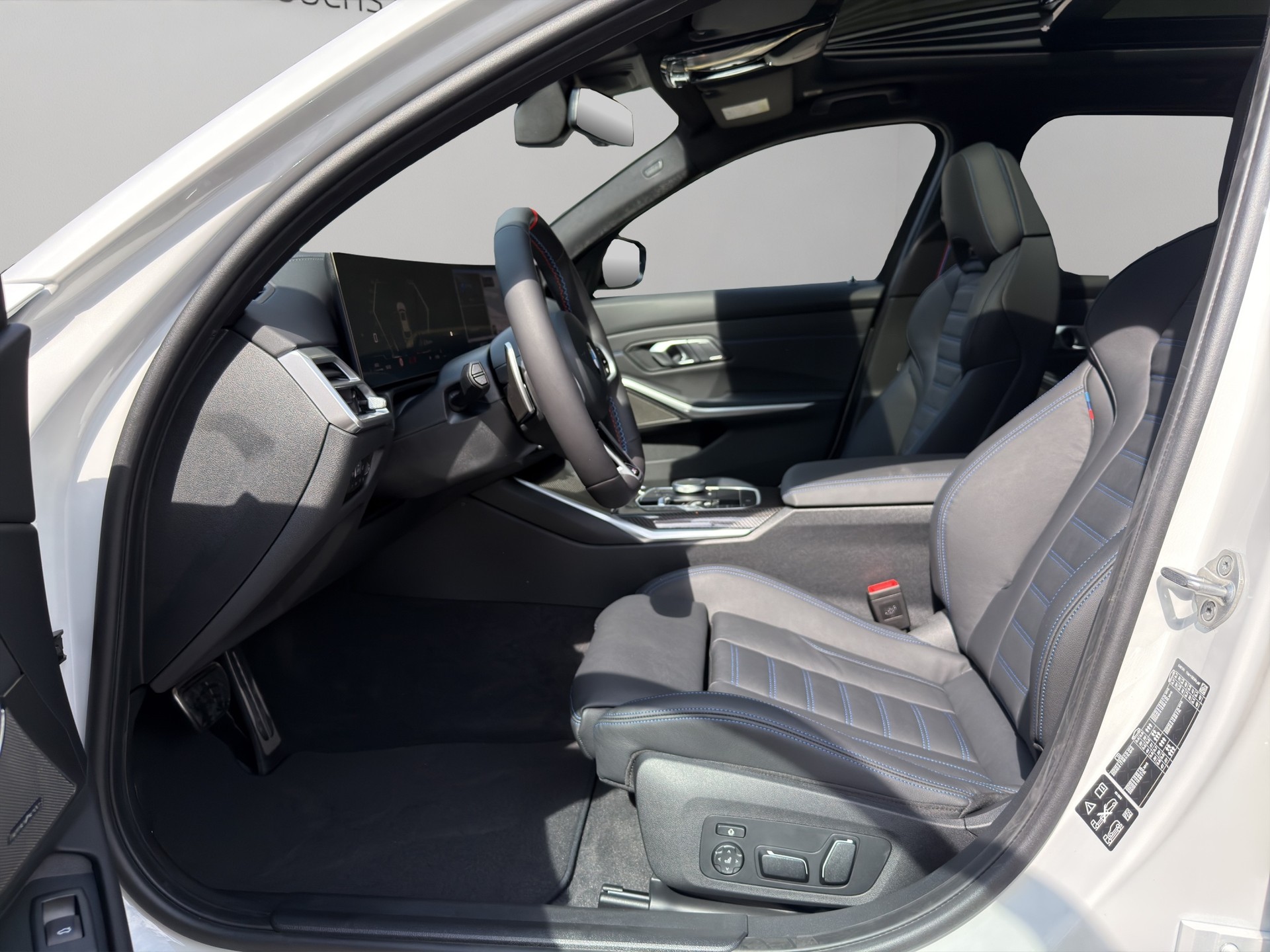 BMW M340i xDrive 48V Touring Steptronic M Sport Pro-image-9