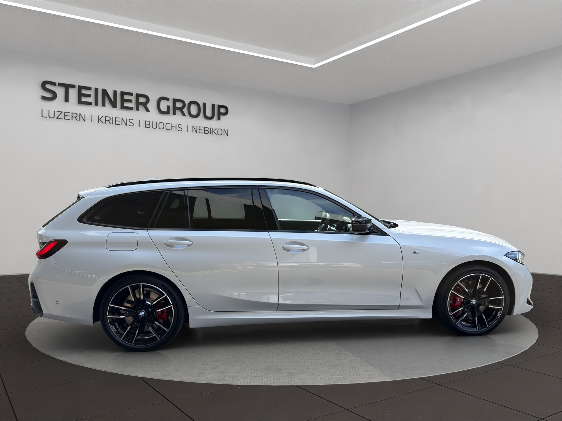 BMW M340i xDrive 48V Touring Steptronic M Sport Pro-image-3