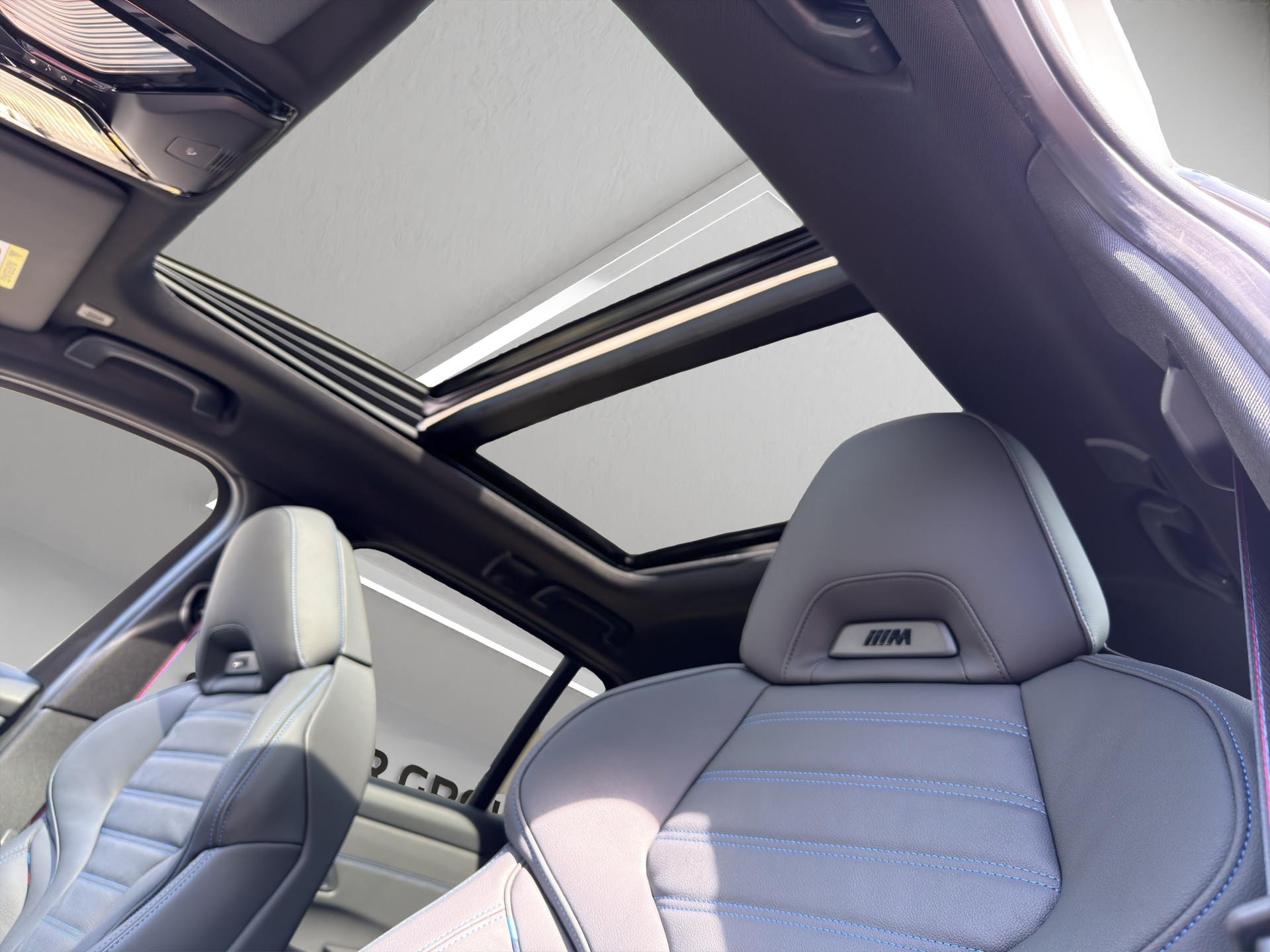 BMW M340i xDrive 48V Touring Steptronic M Sport Pro-image-11