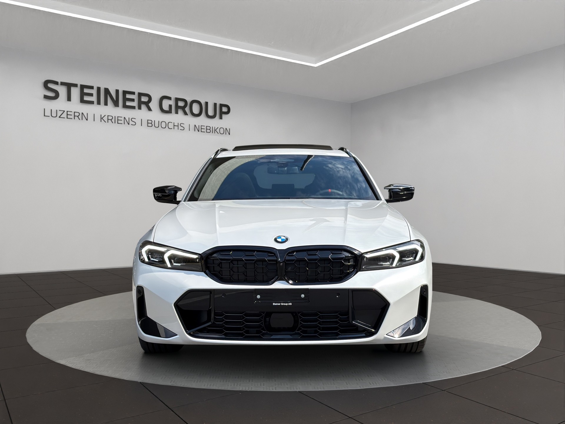 BMW M340i xDrive 48V Touring Steptronic M Sport Pro-image-1