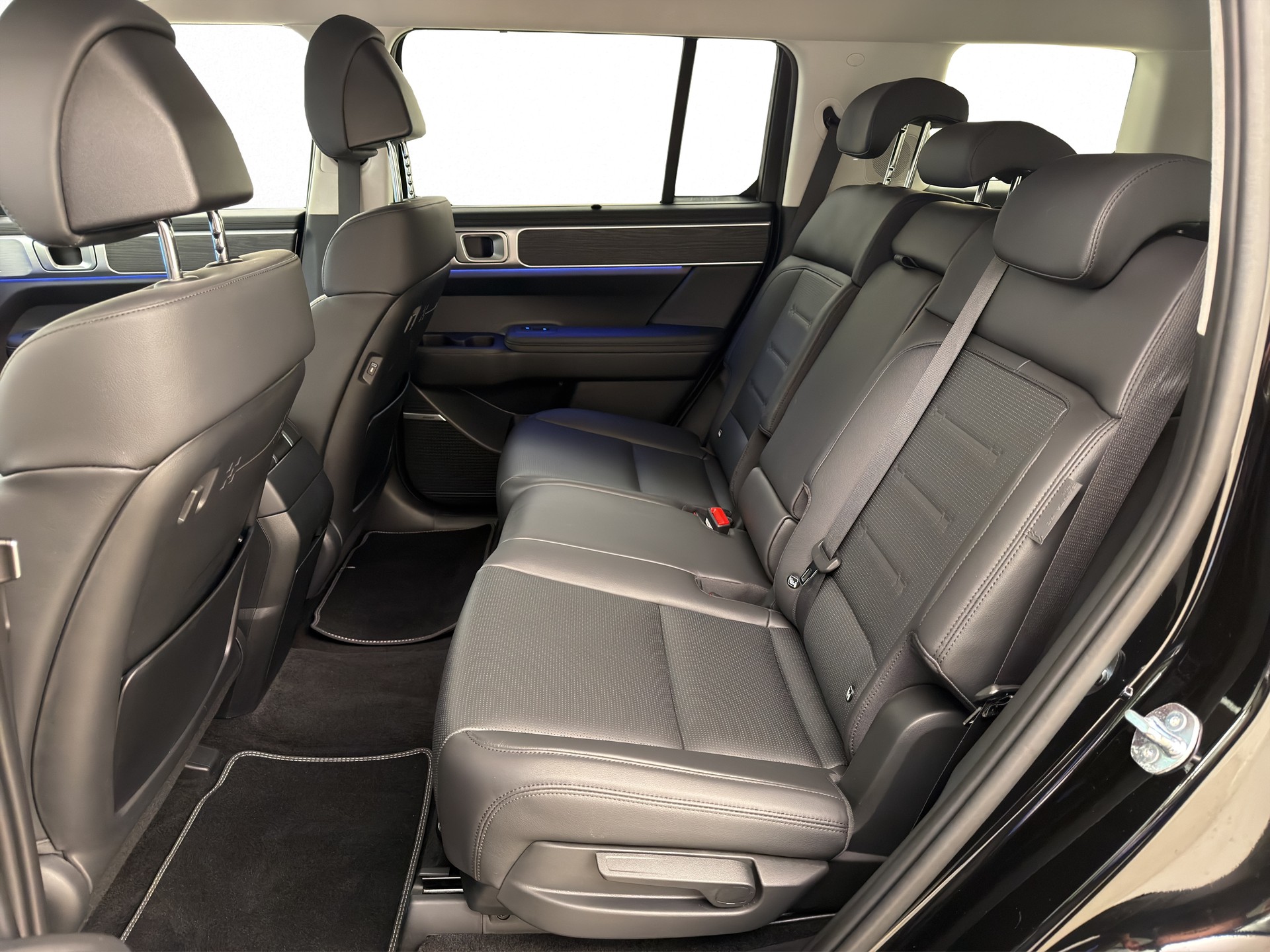HYUNDAI Santa Fe 1.6 T-GDi Hybrid Vertex 5 Plätze-image-12