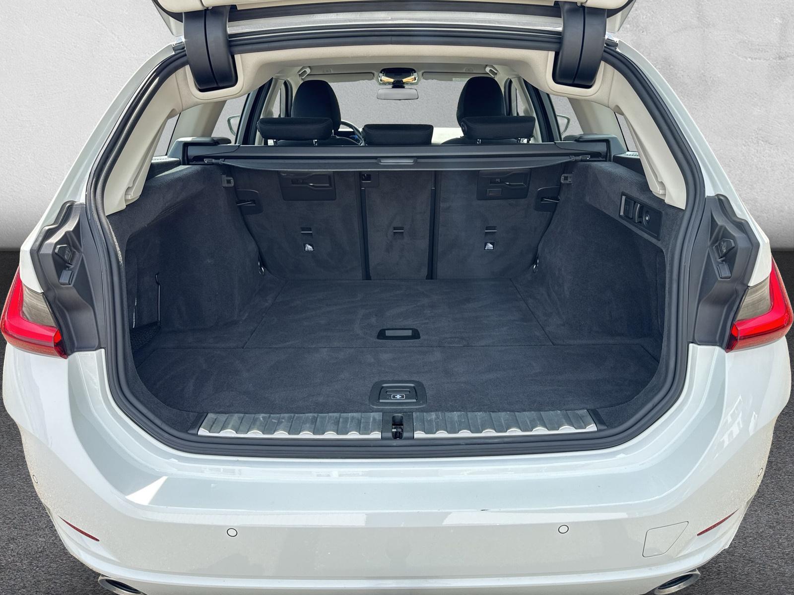 BMW 320d xDrive Touring G21 (CH) AHK 1.8T-image-9