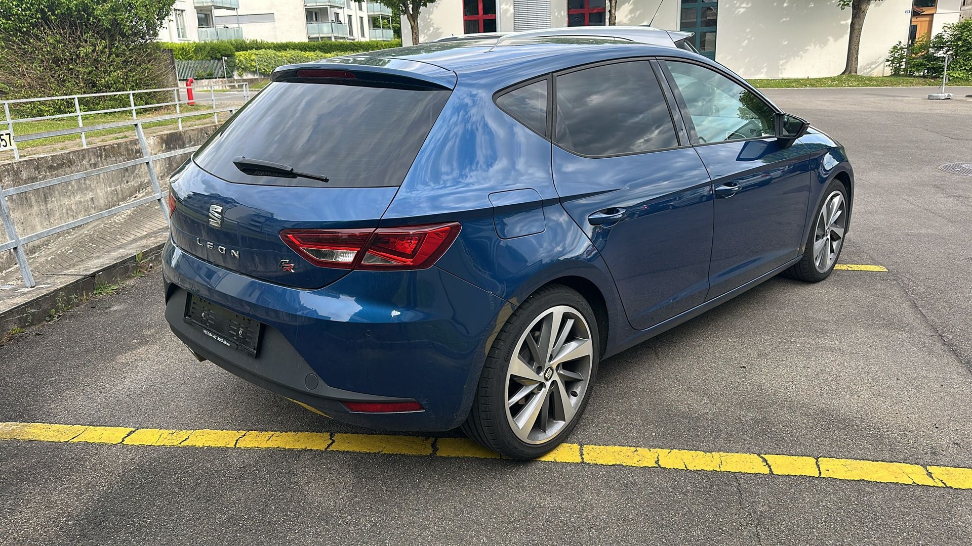SEAT Leon 2.0 TDI FR DSG-image-4