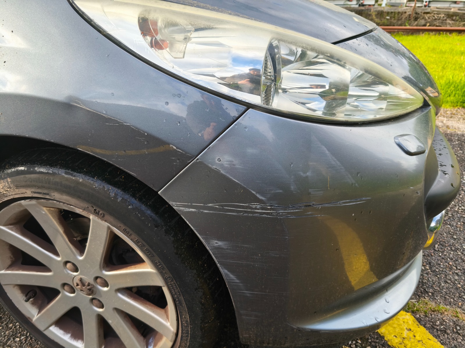 PEUGEOT 207 1.6 16V Turbo XSI-image-10
